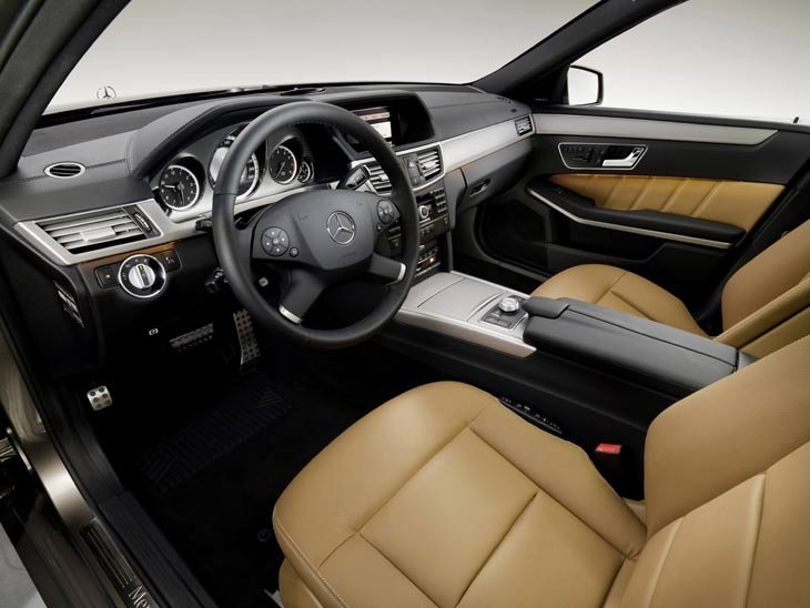 Nuevos familiares: Mercedes Clase E Estate y Golf Variant