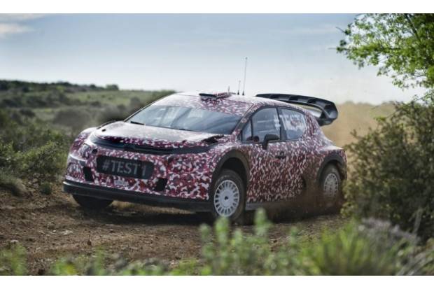 Citroën prueba el WRC de 2017, avanzando las líneas del futuro C3