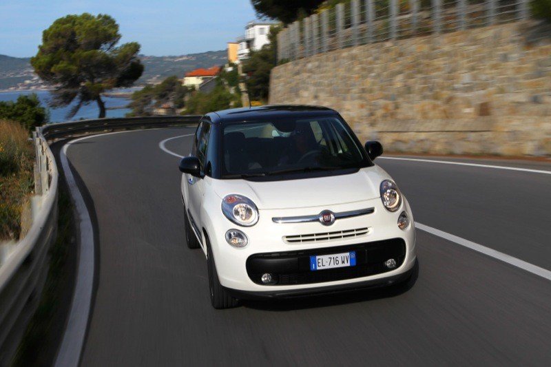 Comprar coche: Fiat 500 L, a la venta desde 13.500 €