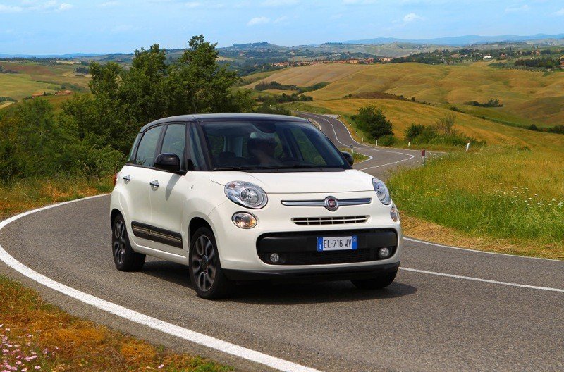 Comprar coche: Fiat 500 L, a la venta desde 13.500 €