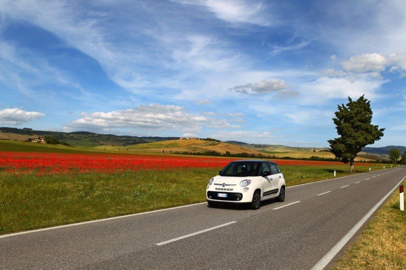Comprar coche: Fiat 500 L, a la venta desde 13.500 €