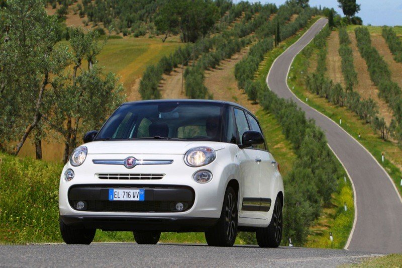 Comprar coche: Fiat 500 L, a la venta desde 13.500 €