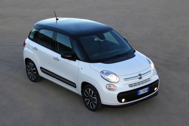 Comprar coche: Fiat 500 L, a la venta desde 13.500 €