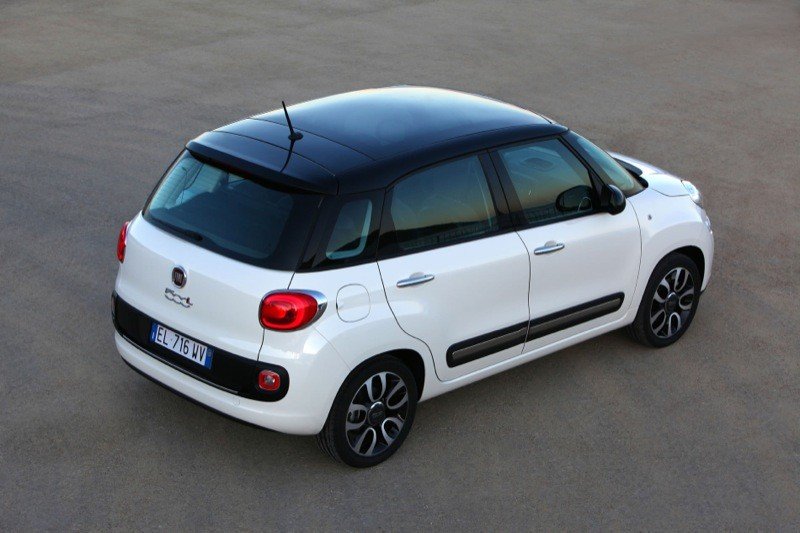 Comprar coche: Fiat 500 L, a la venta desde 13.500 €