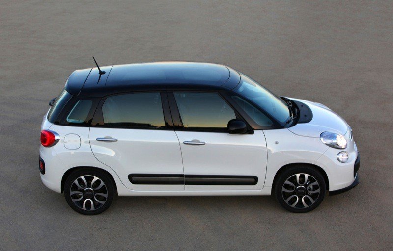 Comprar coche: Fiat 500 L, a la venta desde 13.500 €
