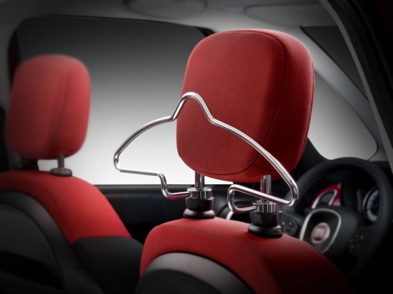 Comprar coche: Fiat 500 L, a la venta desde 13.500 €