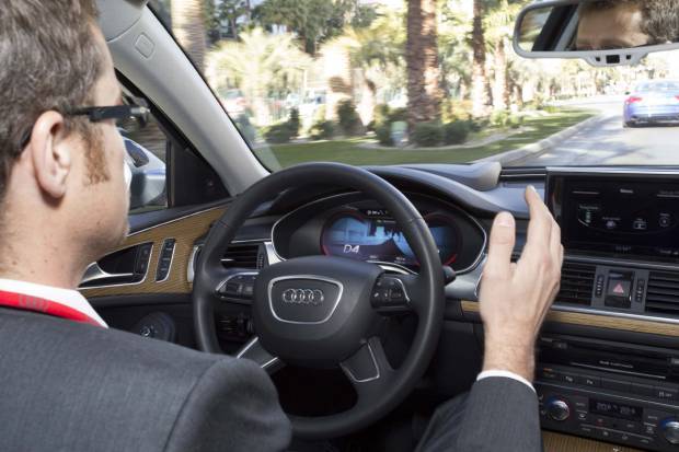 Funcionamiento del Sistema de Conducción Pilotada en Atascos de Audi