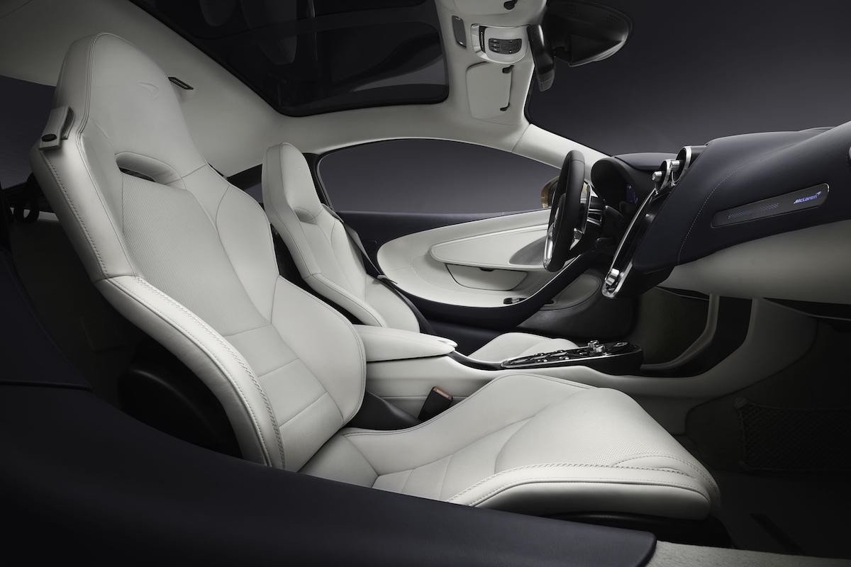 Nuevo McLaren GT, el gran turismo ligero y de motor central