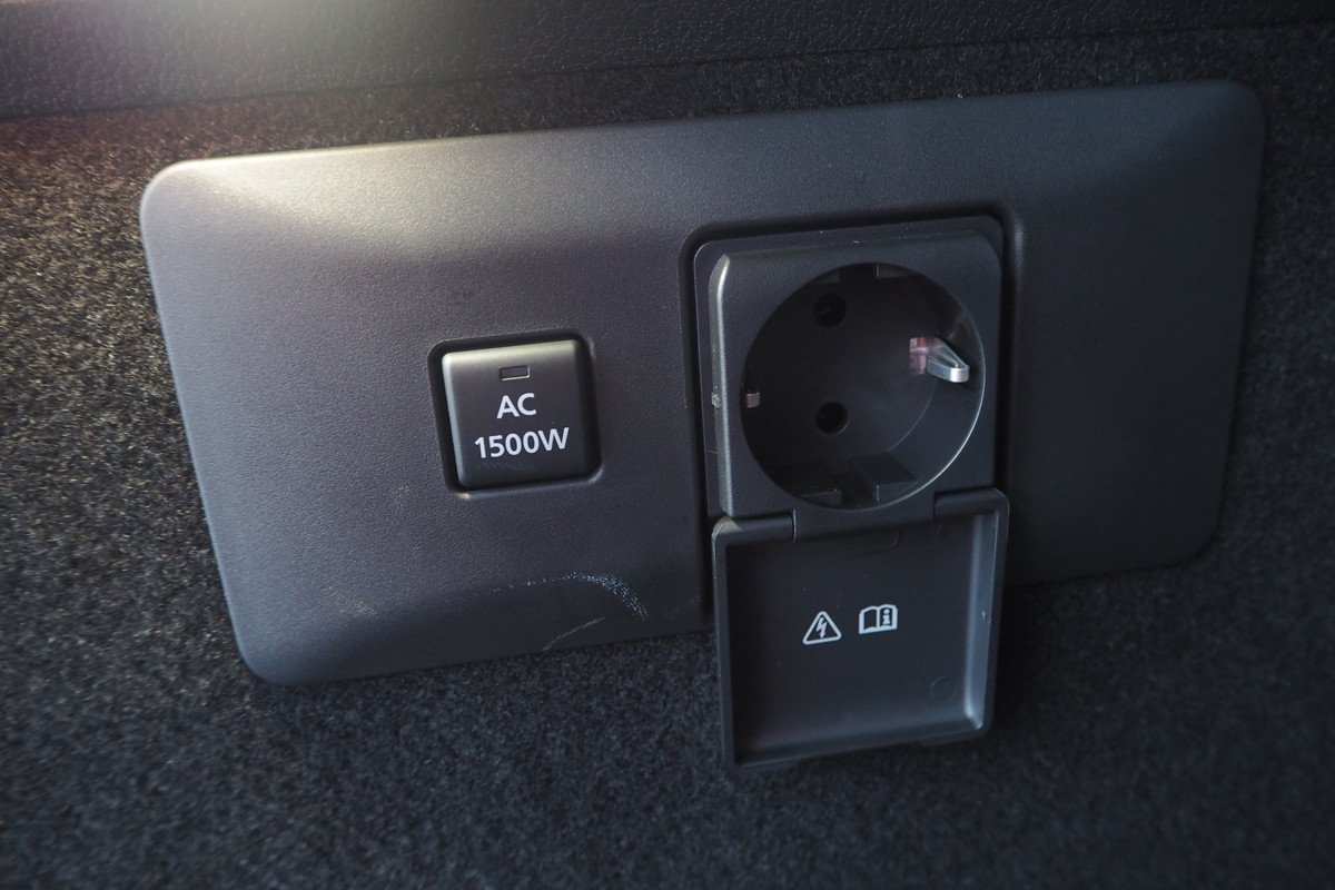 Prueba y opinión del Mazda MX-30 R-EV: analizamos sus consumos y autonomía reales
