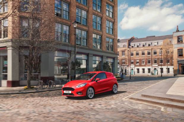 Nuevo Ford Fiesta Van: el comercial deportivo
