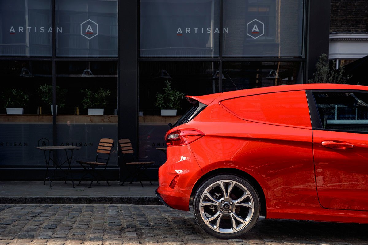 Nuevo Ford Fiesta Van: el comercial deportivo