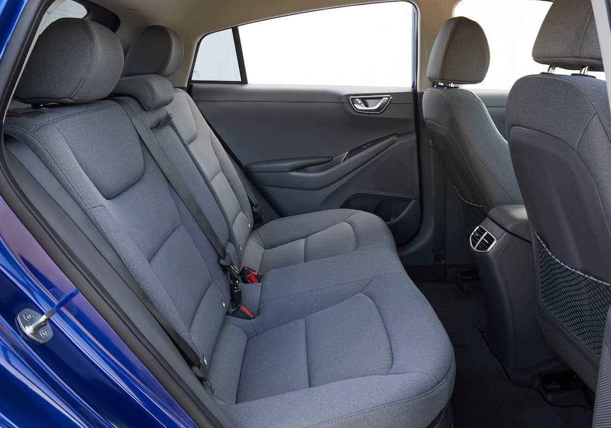 Prueba nueva gama Hyundai Ioniq, híbrido, enchufable y eléctrico