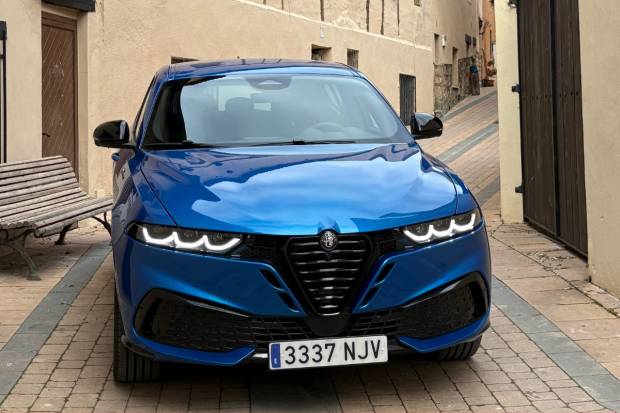 Prueba nuevo Alfa Romeo Tonale 2026: cambios, precios, motores y sensaciones racing