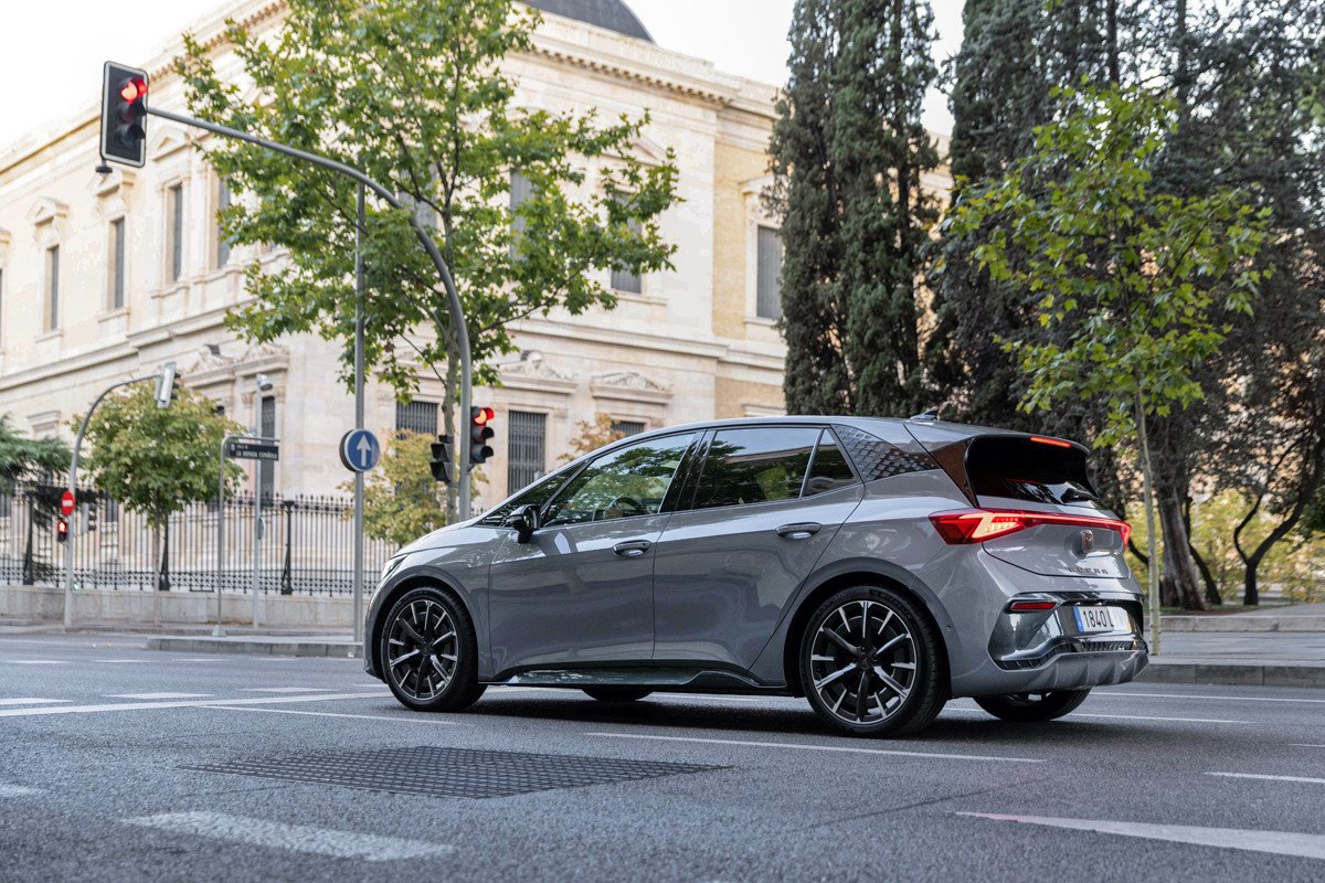 Cupra Born Challenge: te contamos cómo reducir el consumo con un coche eléctrico