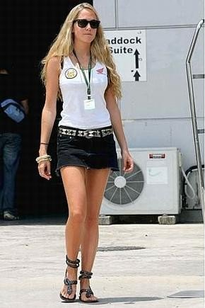 F1: Pasarela F1, las novias de la velocidad