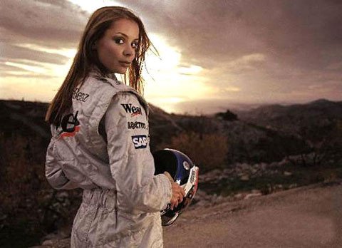 F1: Pasarela F1, las novias de la velocidad