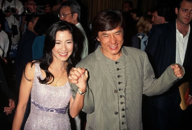 Michelle Yeoh junto a Jackie Chan