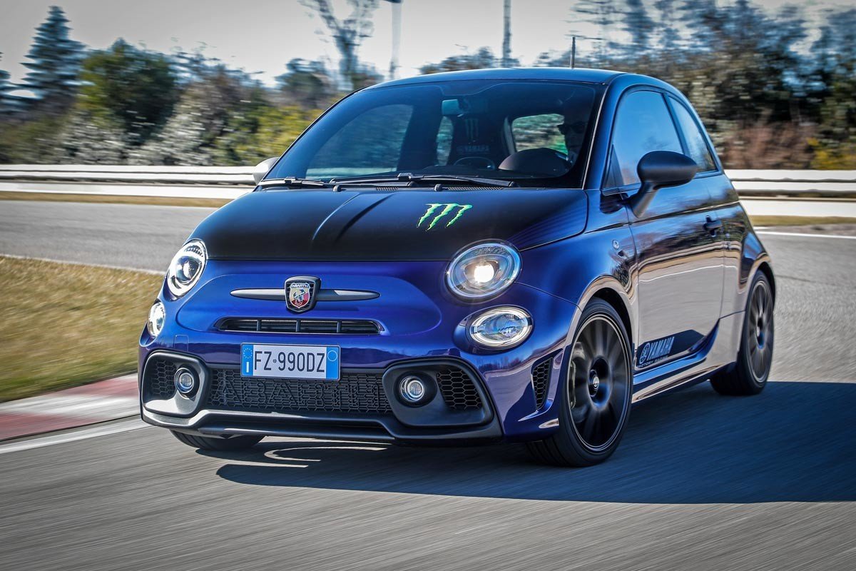 Abarth 595 Scorpionero y Monster Energy Yamaha: todo sobre las nuevas series especiales