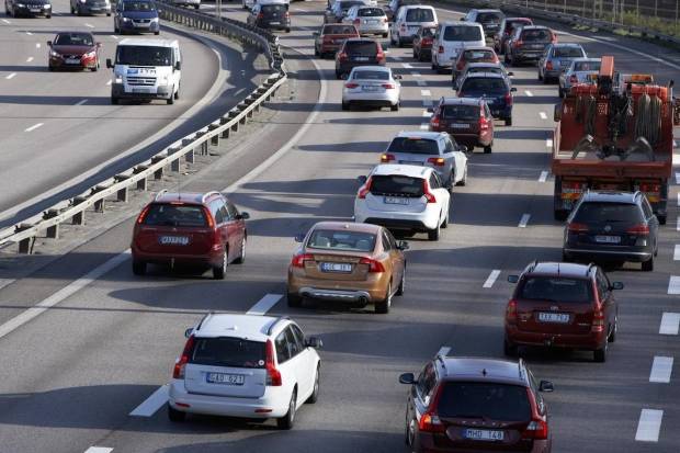 El síndrome del carril izquierdo conlleva multa de 200 euros