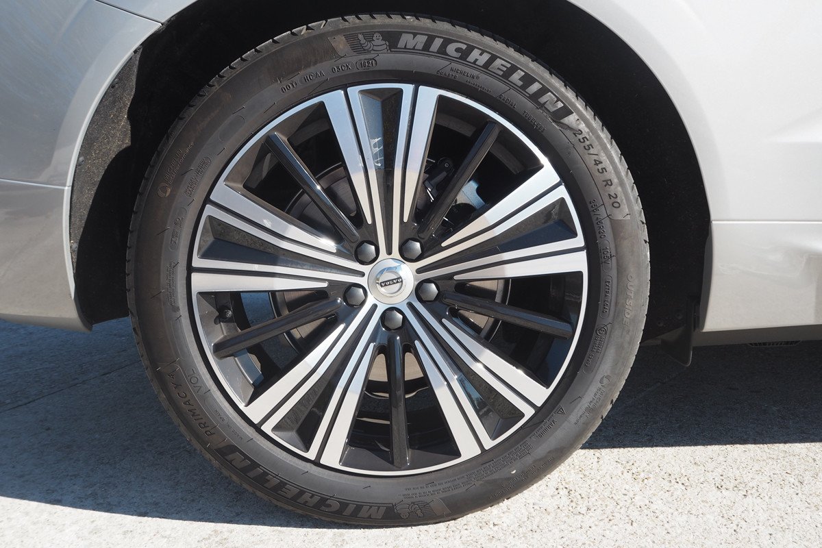 Prueba y opinión del Volvo XC60: precio, maletero y comportamiento