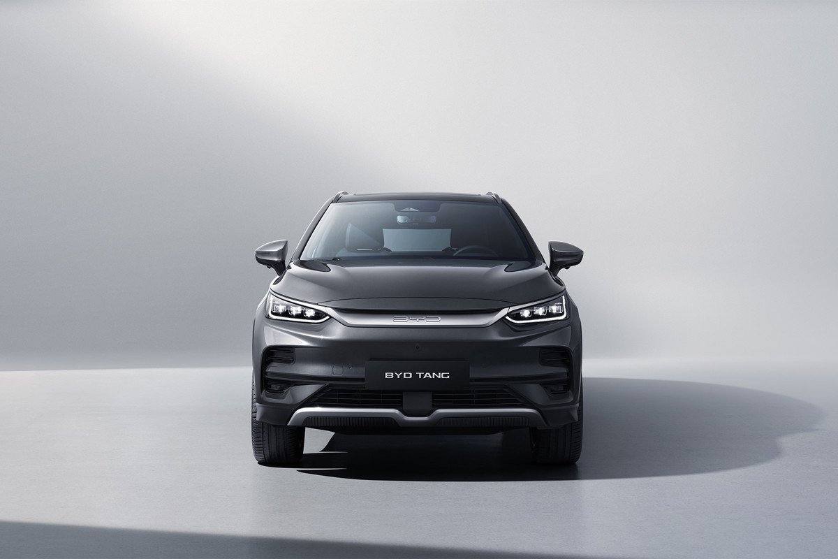 Aunque lleva poco en el mercado, BYD actualiza su Tang con más autonomía