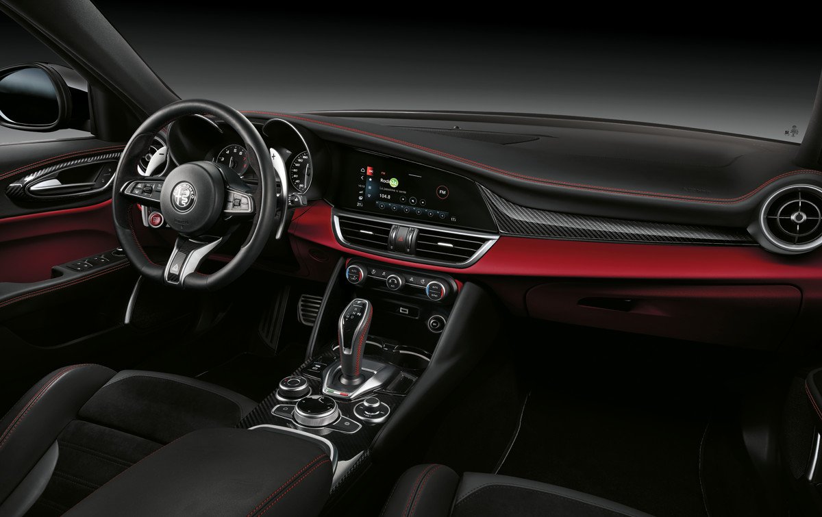 Nuevos Alfa Romeo Giulia y Stelvio Quadrifoglio 2020: te contamos en qué han cambiado