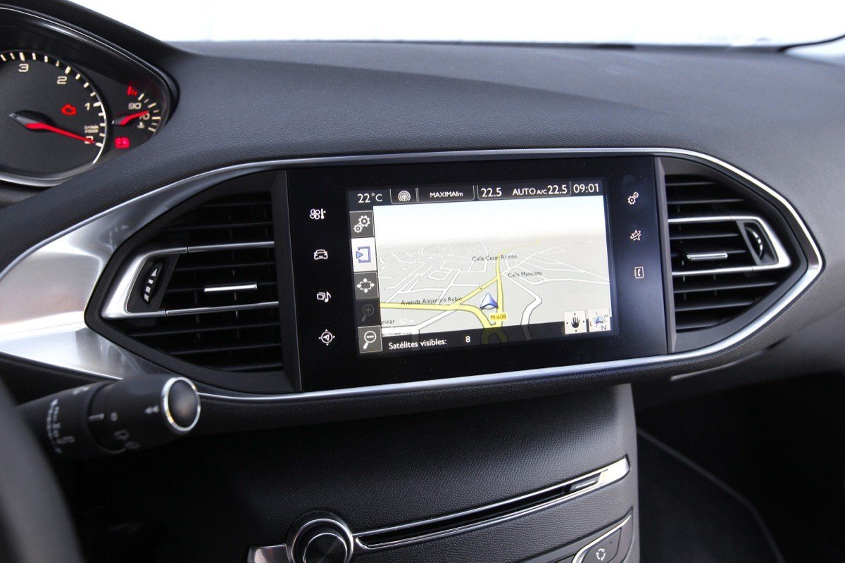 Comparativa Peugeot 308 vs Volkswagen Golf