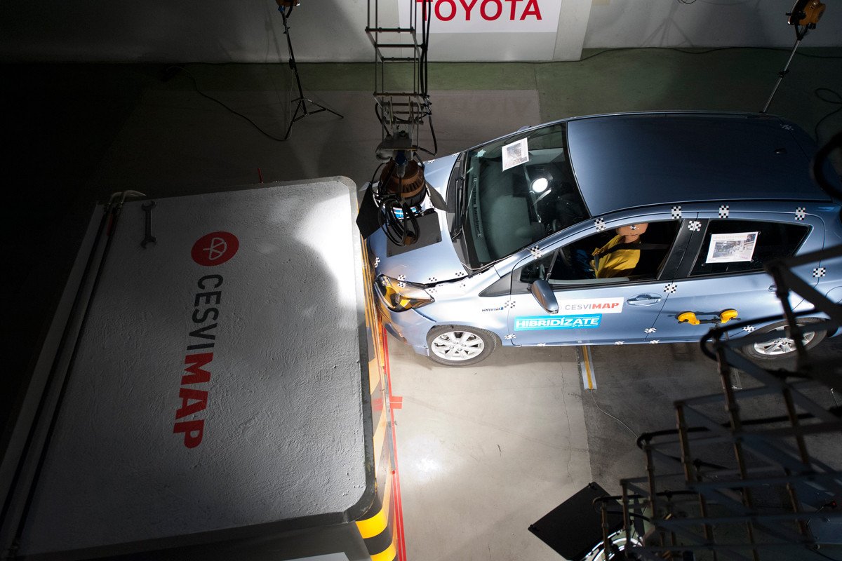 ¿Es seguro un Toyota Yaris Híbrido?