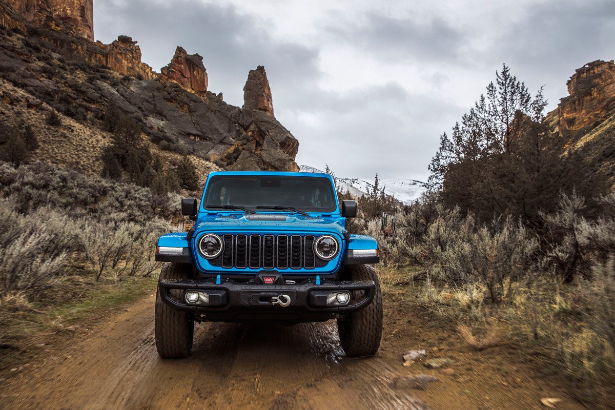 En 2024 llega el nuevo Jeep Wrangler con nueva parrilla: te contamos todos sus detalles