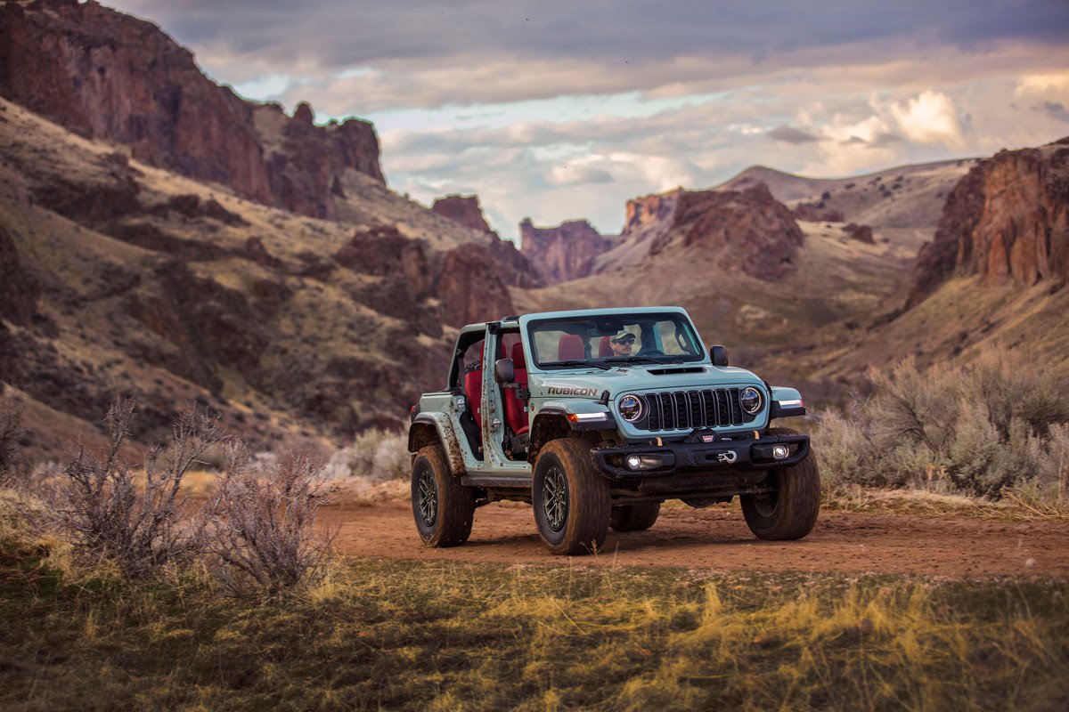 En 2024 llega el nuevo Jeep Wrangler con nueva parrilla: te contamos todos sus detalles