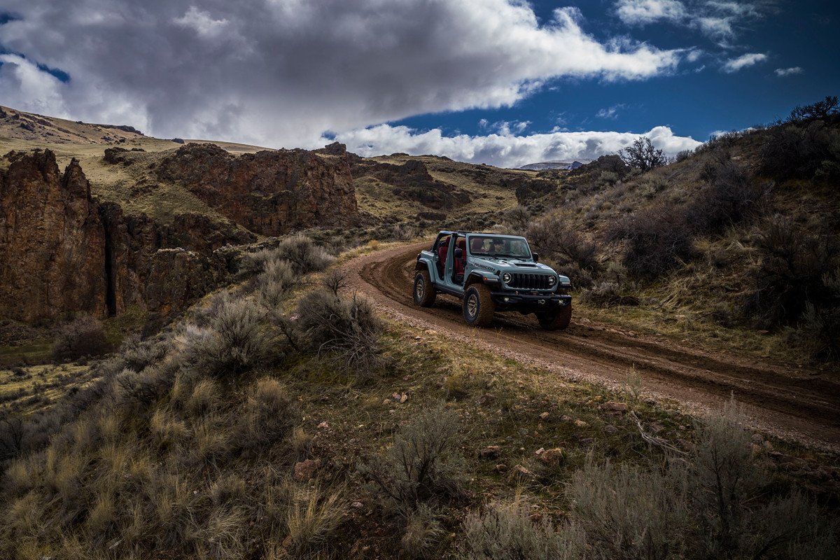 En 2024 llega el nuevo Jeep Wrangler con nueva parrilla: te contamos todos sus detalles