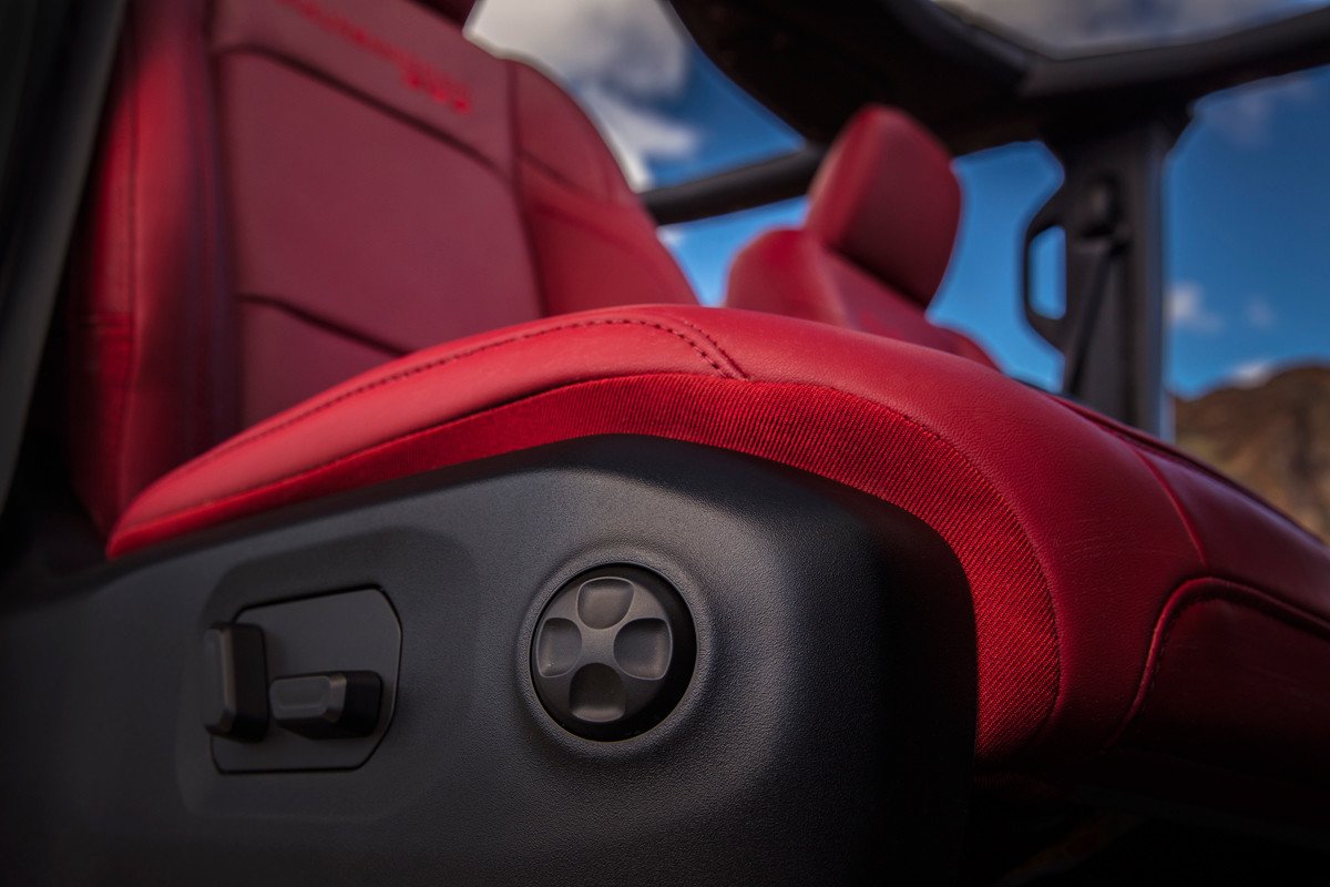 En 2024 llega el nuevo Jeep Wrangler con nueva parrilla: te contamos todos sus detalles