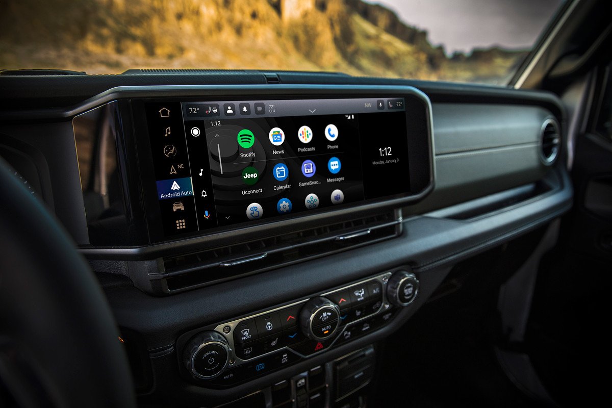 En 2024 llega el nuevo Jeep Wrangler con nueva parrilla: te contamos todos sus detalles