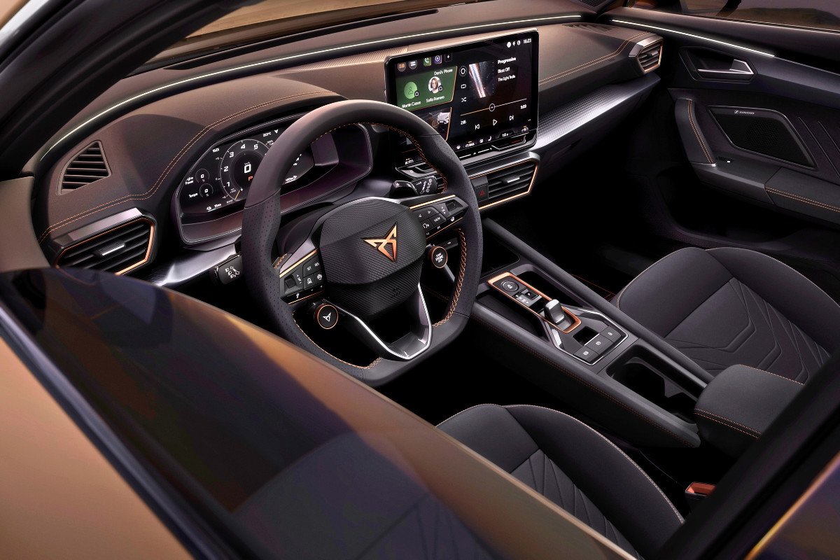 Cupra Leon e-Hybrid 2024