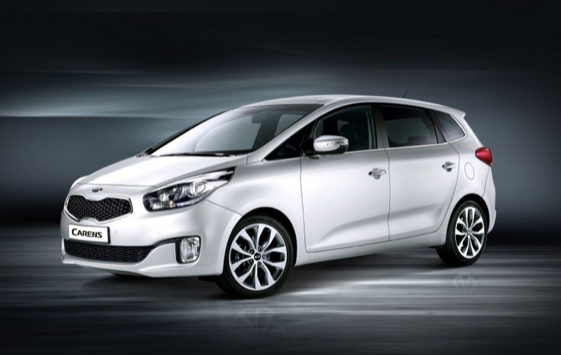 Nuevo Kia Carens, primeras fotos y listo para París 2012