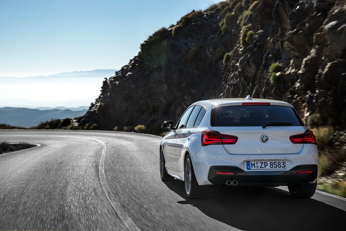 El BMW Serie 1 estrena imagen y dos motores