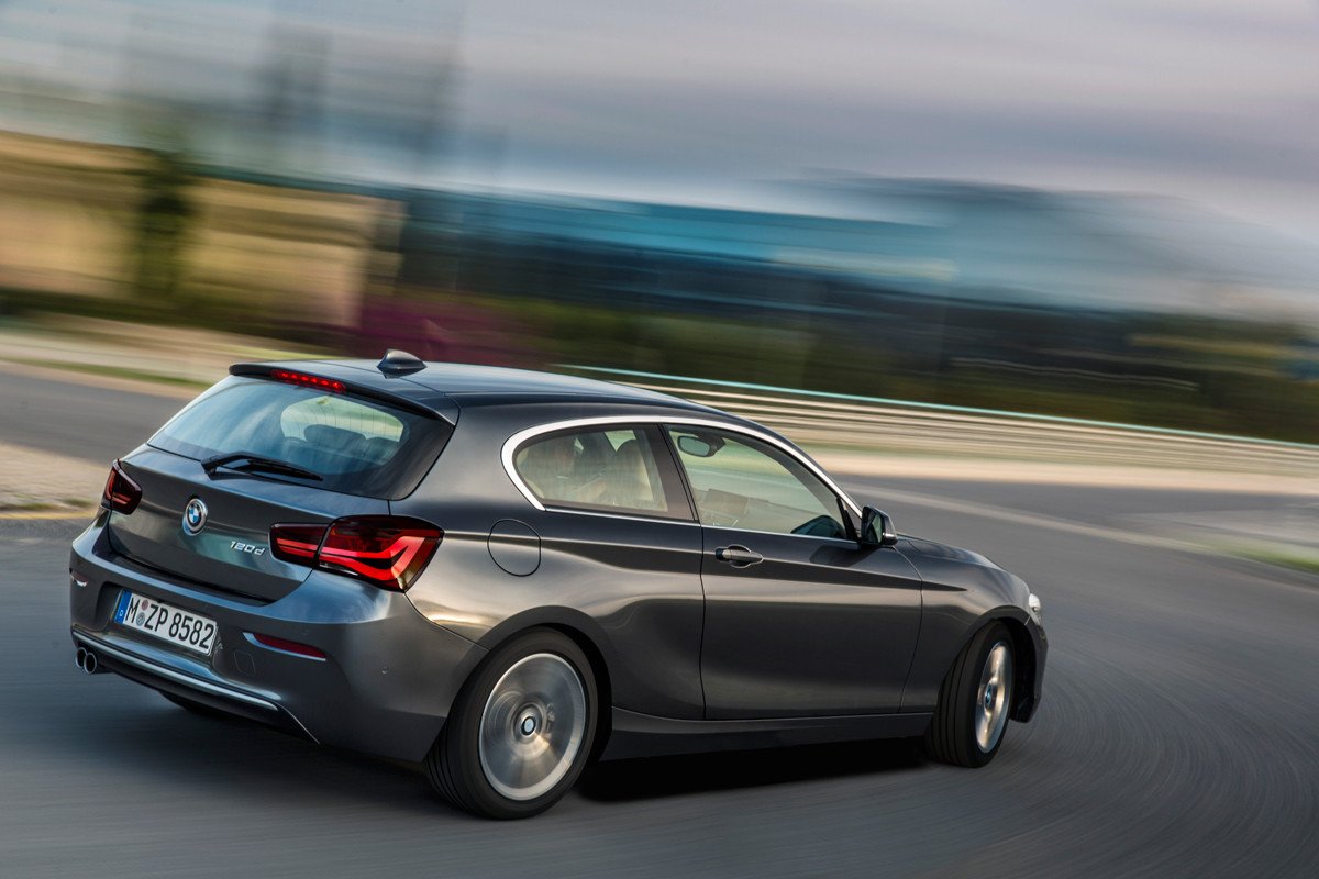 El BMW Serie 1 estrena imagen y dos motores