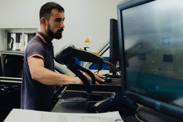 ¿Qué hacen las ITV con los datos de los consumos de nuestros coches?