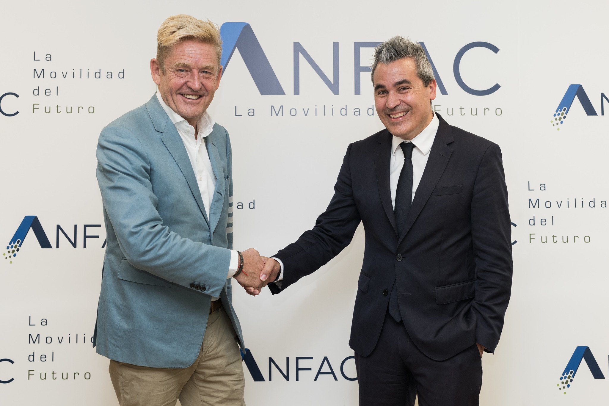 J.M. Recasens presidente de Renault Iberia asume el cargo como presidente de ANFAC