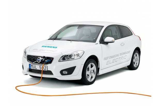 Volvo ya prepara el C30 eléctrico enchufable