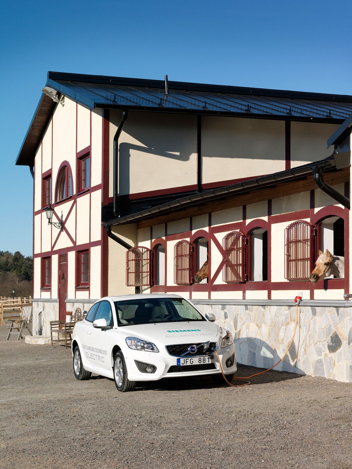 Volvo ya prepara el C30 eléctrico enchufable