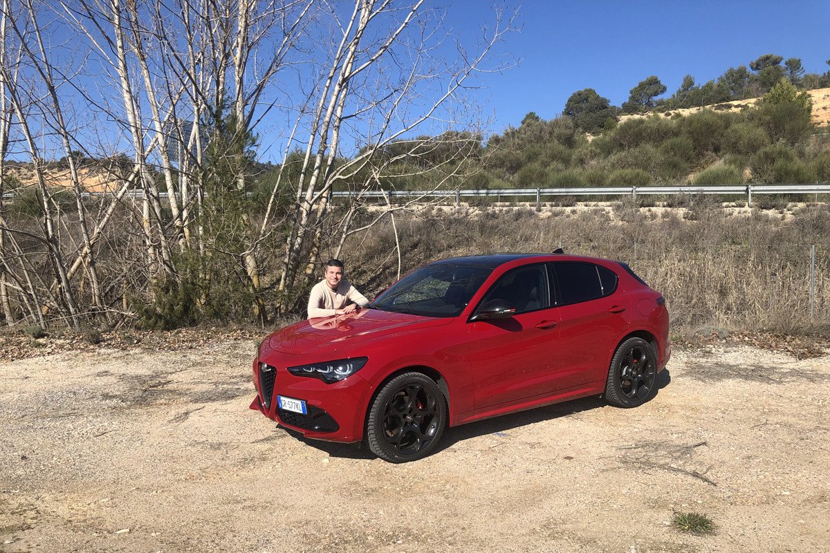 Probando los Alfa Romeo Giulia y Stelvio Tributo Italiano: ¿qué los hace tan especiales?