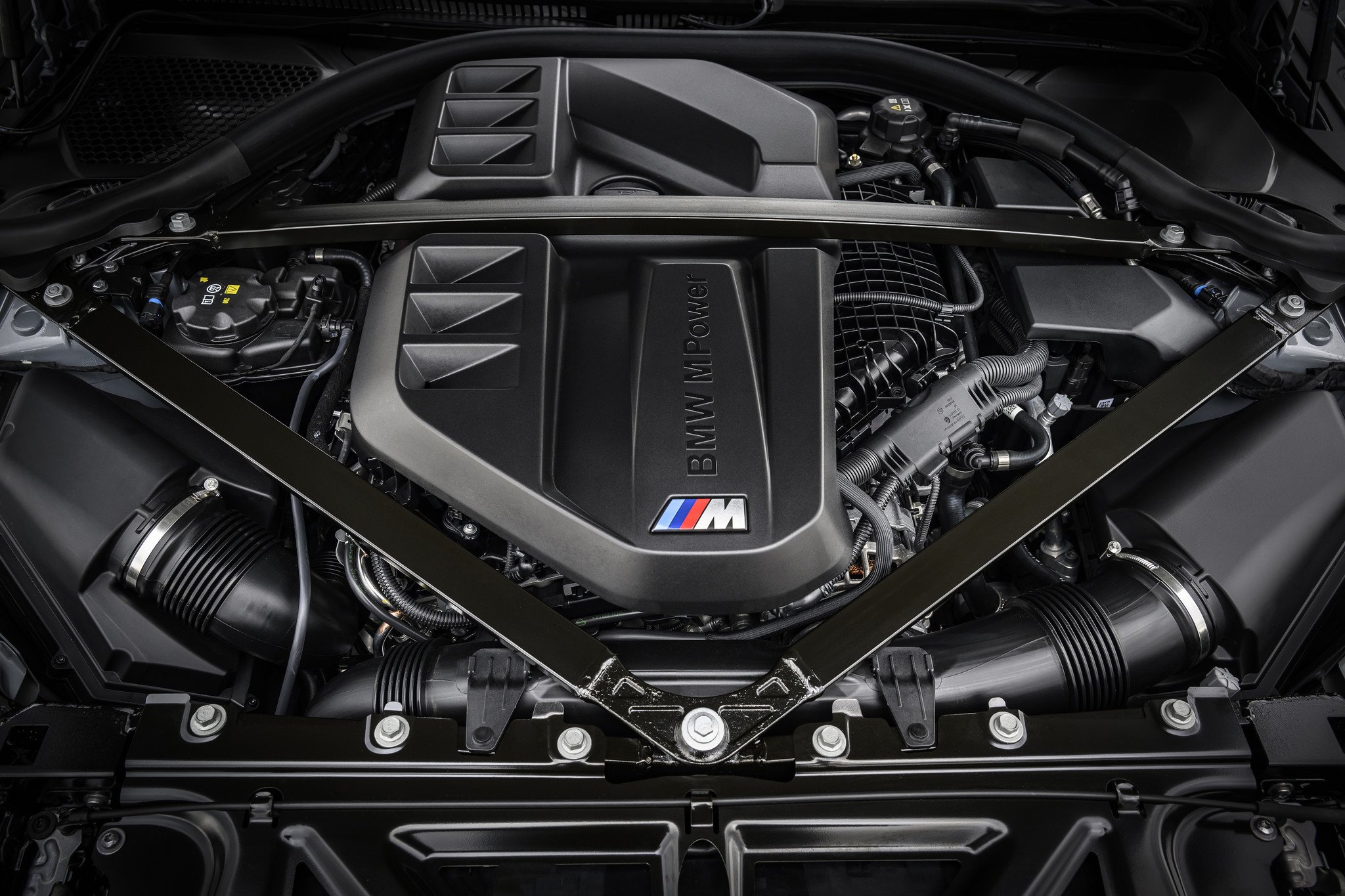 BMW M2 CS 2025: El más potente, ligero, rápido y radical de la historia
