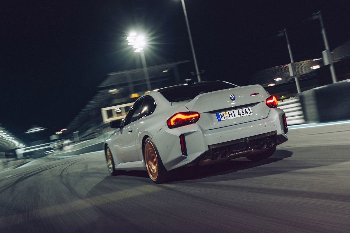 BMW M2 CS 2025: El más potente, ligero, rápido y radical de la historia