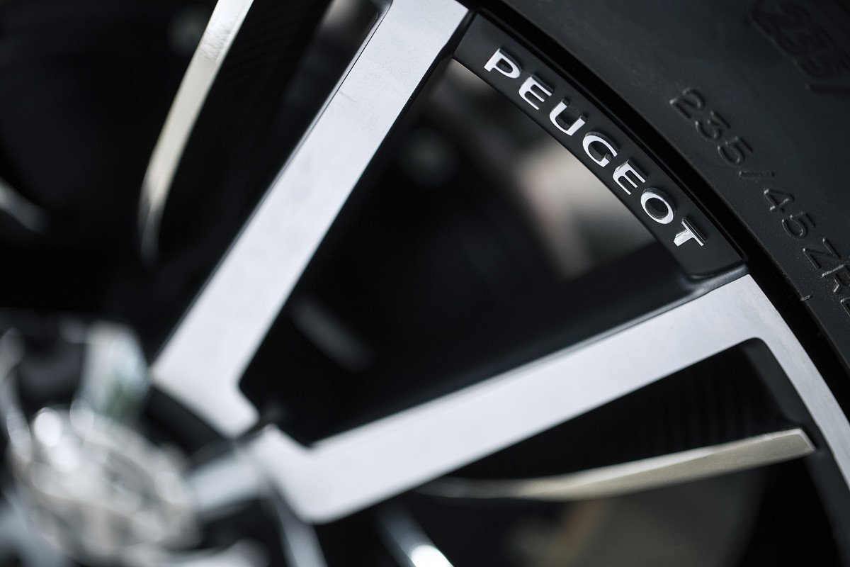 Peugeot Exalt: ¿el futuro coupé de cinco puertas de Peugeot?