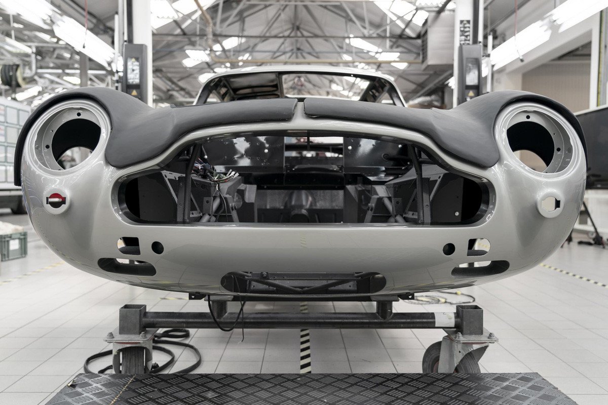 Aston Martin vuelve a fabricar el DB5 55 años después
