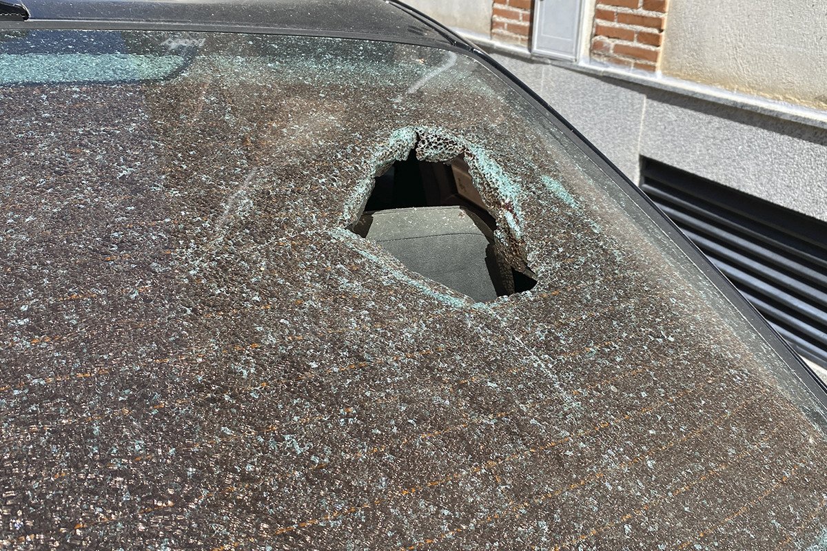 luna trasera del coche rota_2