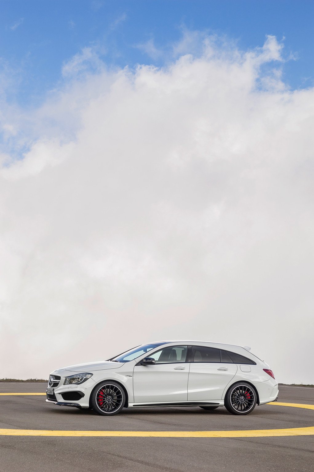Mercedes CLA 45 AMG Shooting Brake: para familias deportivas