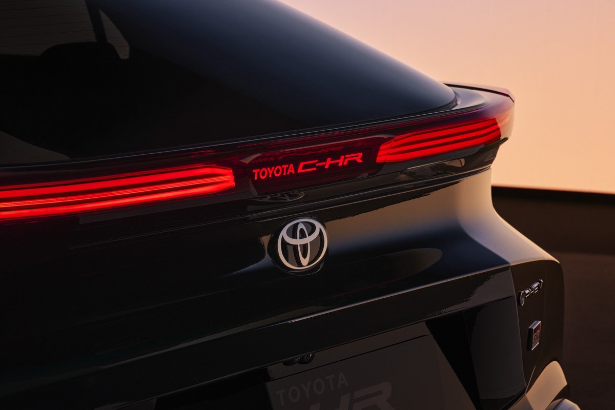 Se presenta la segunda generación del Toyota C-HR, que vuelve a ser revolucionaria