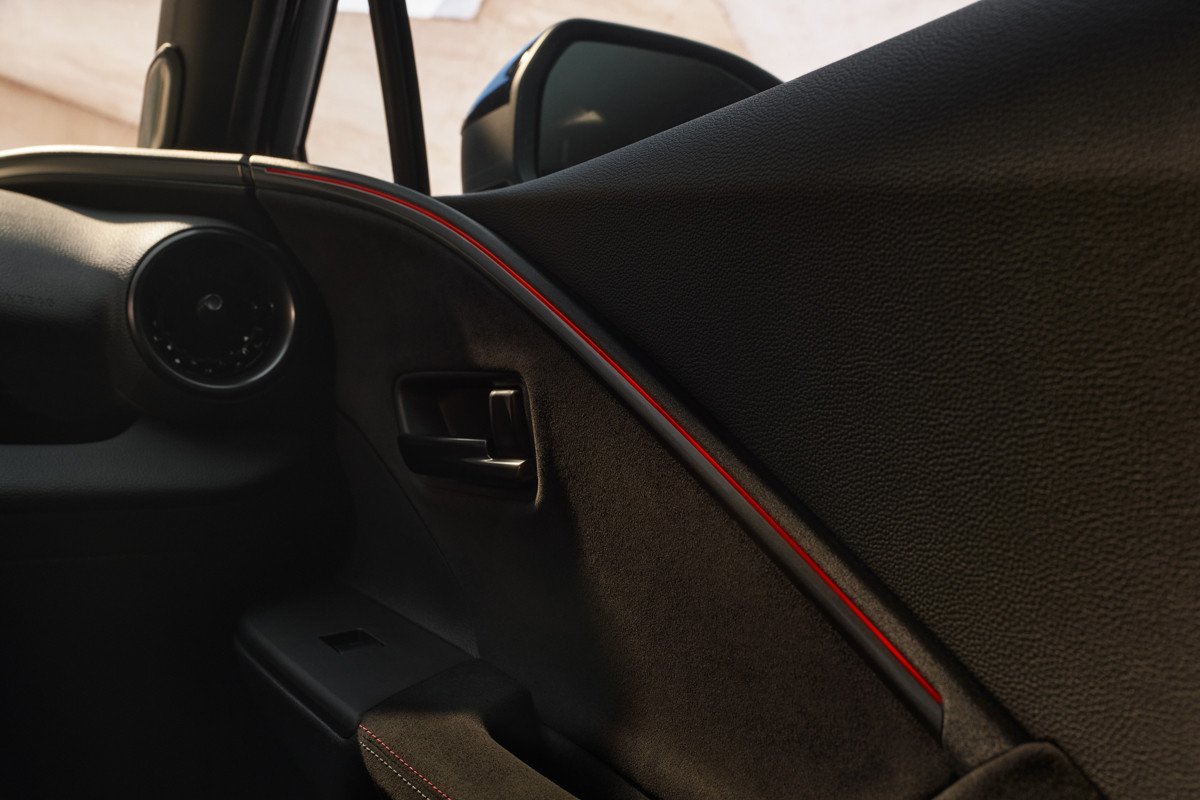 Se presenta la segunda generación del Toyota C-HR, que vuelve a ser revolucionaria